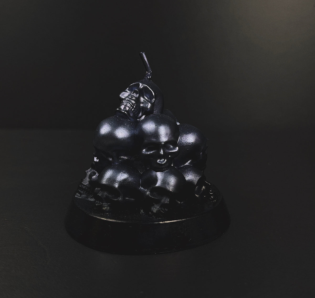 Skull Pile Candle – Black Ritual Candle