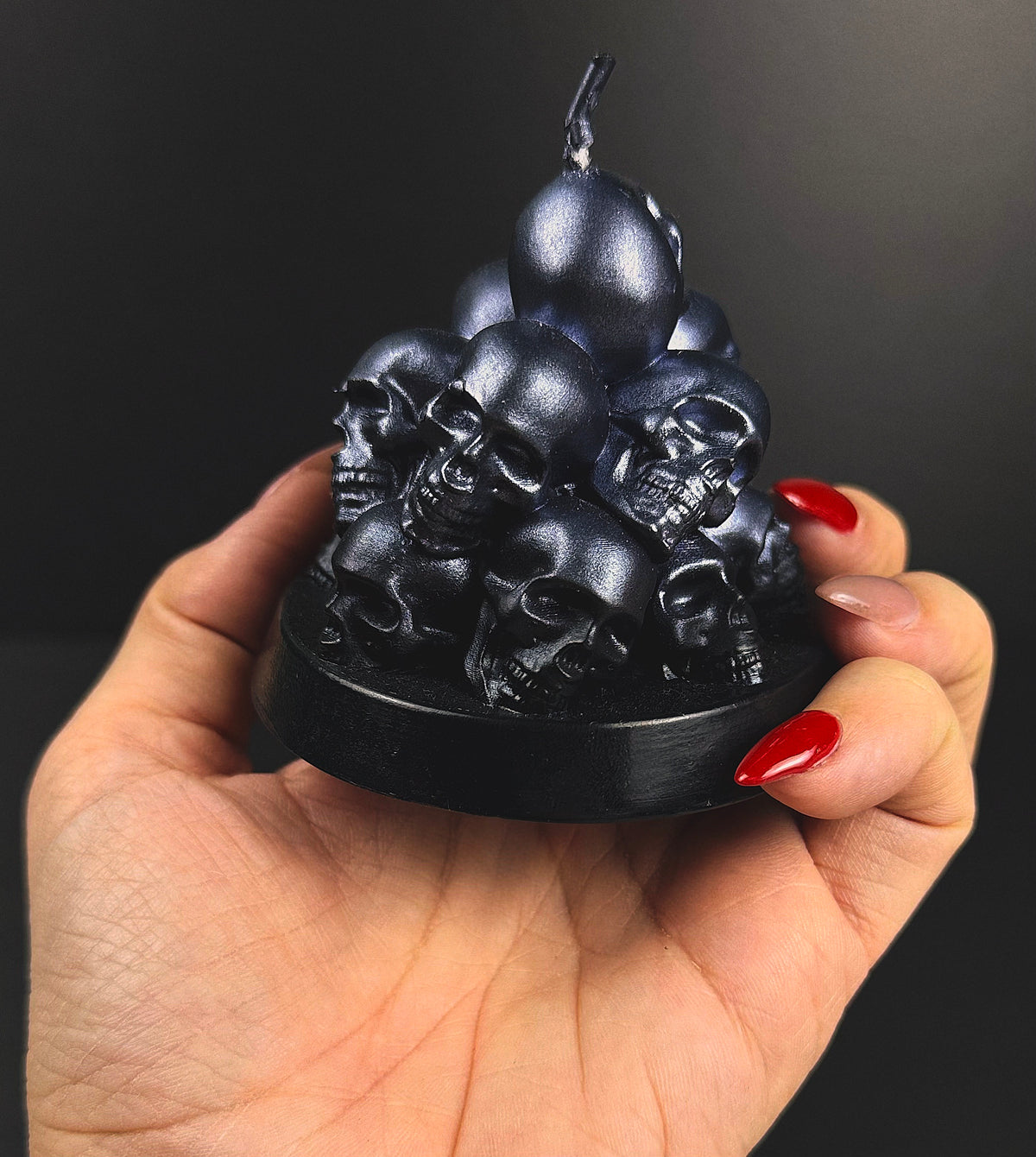 Skull Pile Candle – Black Ritual Candle